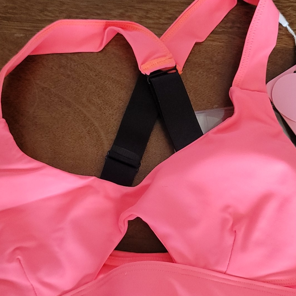 NWT Bombshell Glow Sport Coral Bra